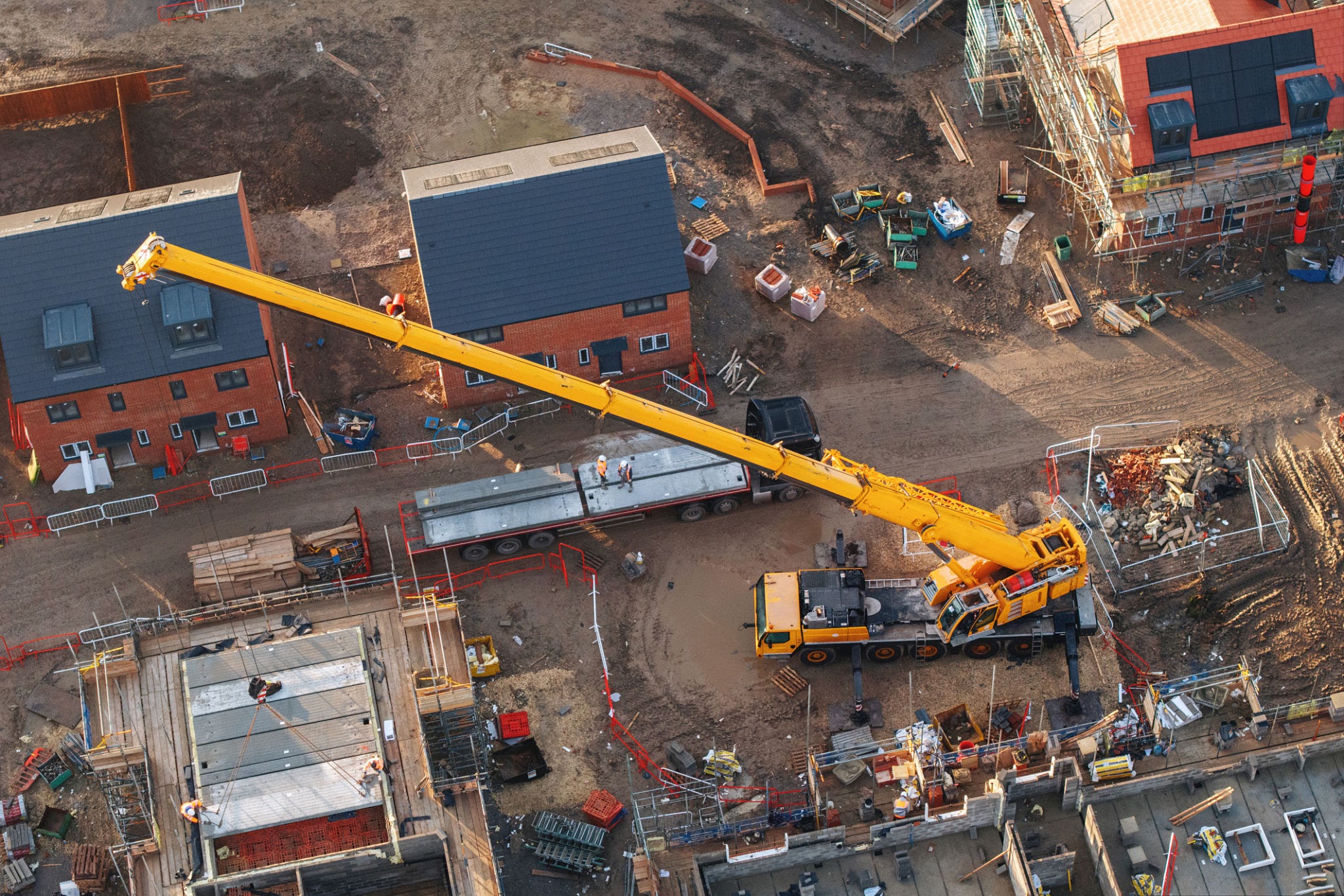 A certified lifting specialist demonstrates structural knowledge to achieve the critical Blue Card Appointed standard.